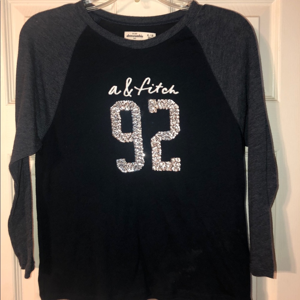 A&F Sequin Raglan Shirt - Long Sleeve Tee